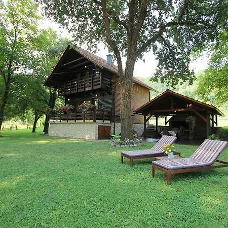 Holiday Home Blazevci カントリーハウス *